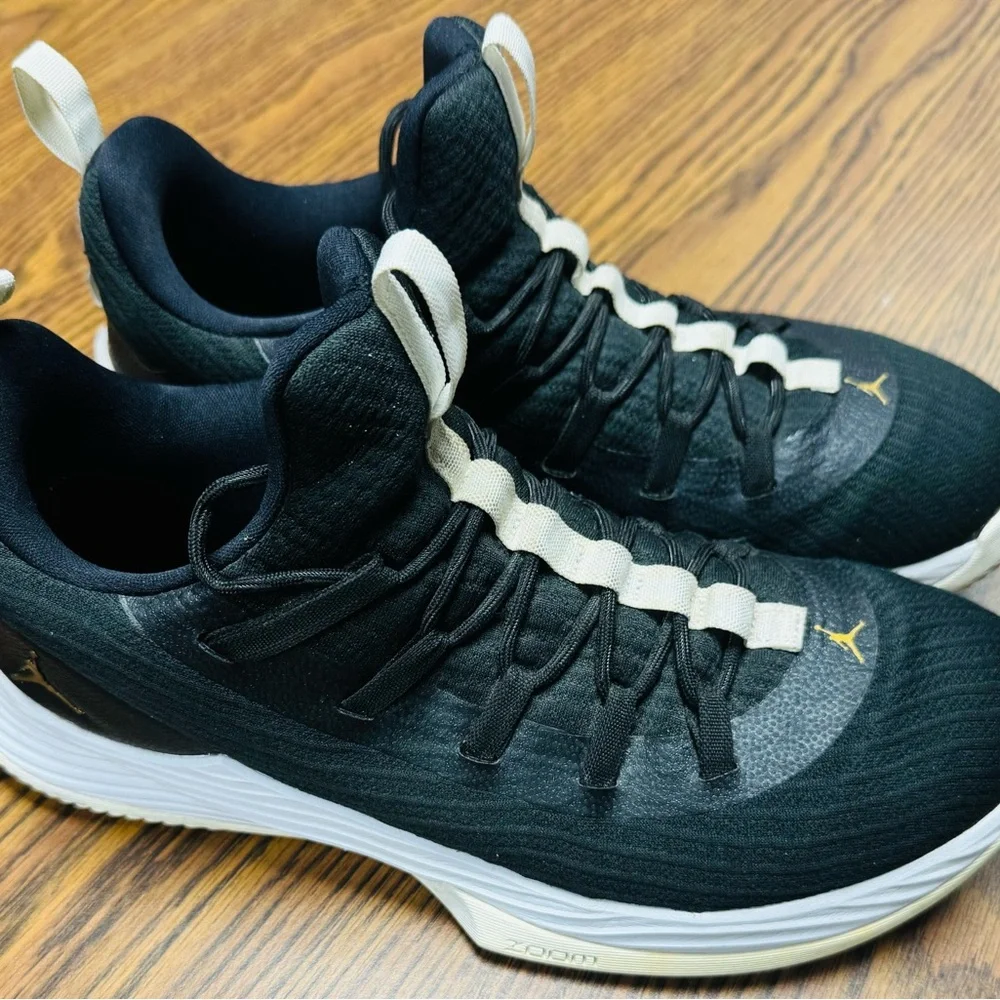 Jordan Men's Black and White Athletic Shoes with Gold Jumpman